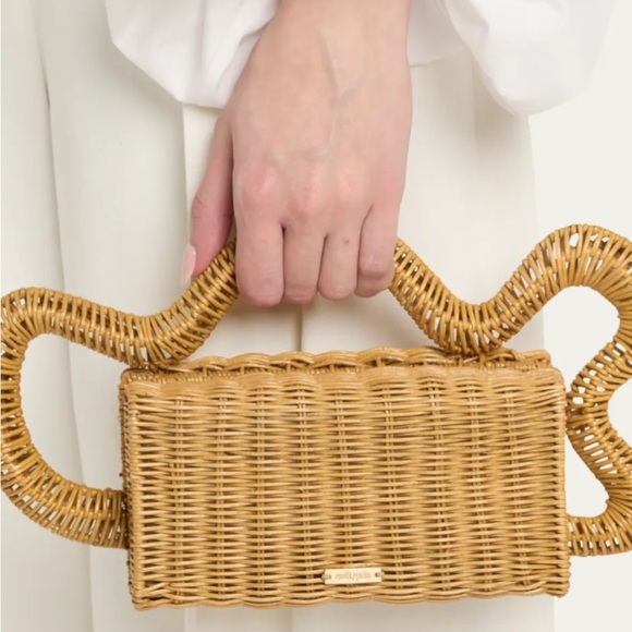 cult gaia Handbags - NWT Cult Gaia Elsa Natural Clutch Tan